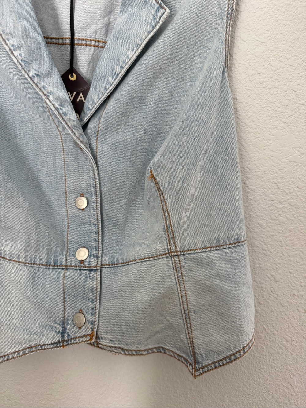 Ava & Vic Button Front Denim Vest - Picture 4 of 5